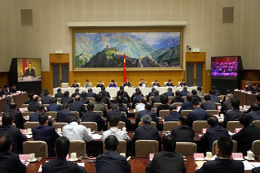 李克強：“放管服”改革要相忍為國、讓利于民