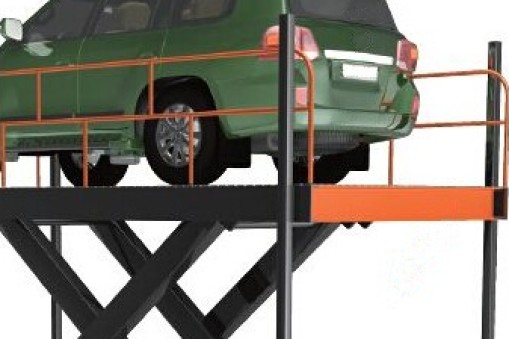 4S店再惹禍端，勞斯萊斯從升降機上跌落