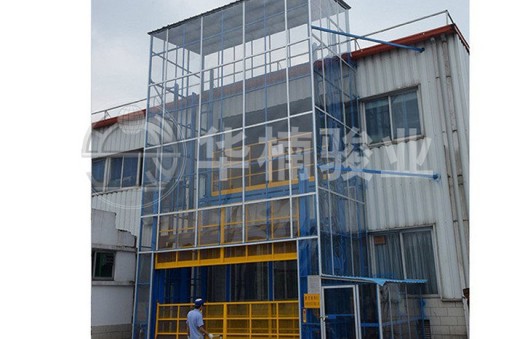 2017年室外升降貨梯價格是多少？