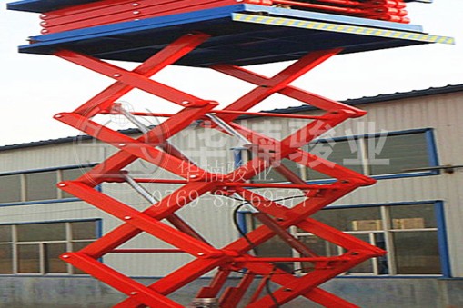 固定液壓升降貨梯價格五花八門 怎么選？