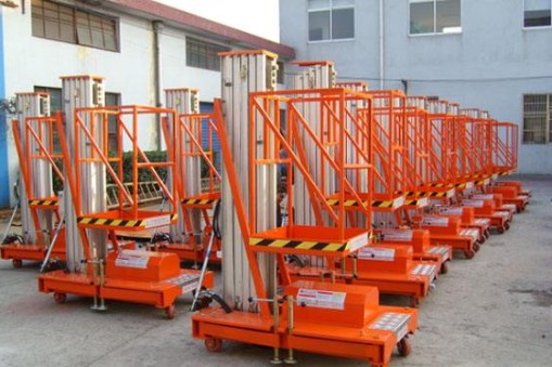 如何測量移動升降平臺上升時偏擺問題？