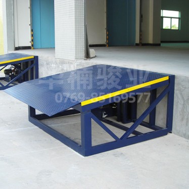 固定登車橋案例